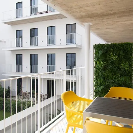Appartamento Flh Intendente Elegant Mezzanine With Balcony Lisbona