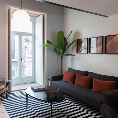 Апартаменти Flh Intendente Elegant Mezzanine With Balcony